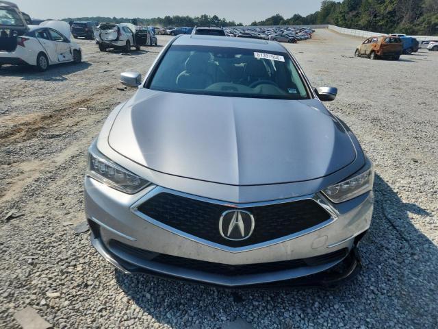 Photo 5 from auction – 2018 ACURA RLX TECH with VIN JH4KC1F54JC000705