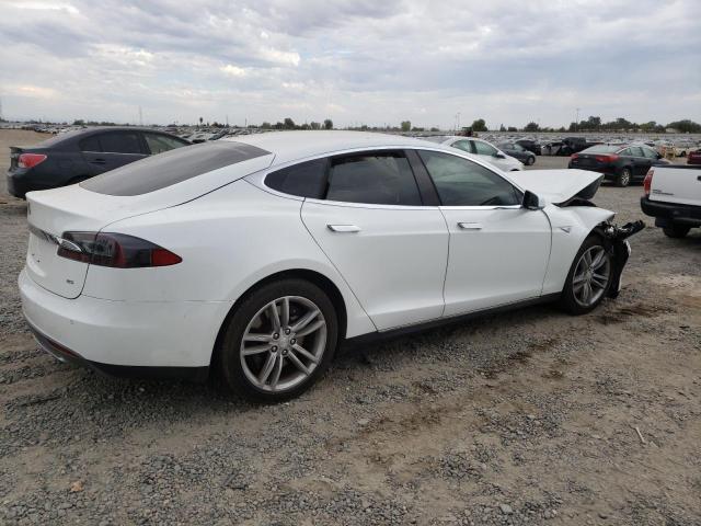 Photo 3 from auction – 2013 TESLA MODEL S with VIN 5YJSA1DN9DFP21927