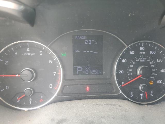 Photo 9 from auction – 2016 KIA FORTE LX with VIN KNAFK4A67G5512394