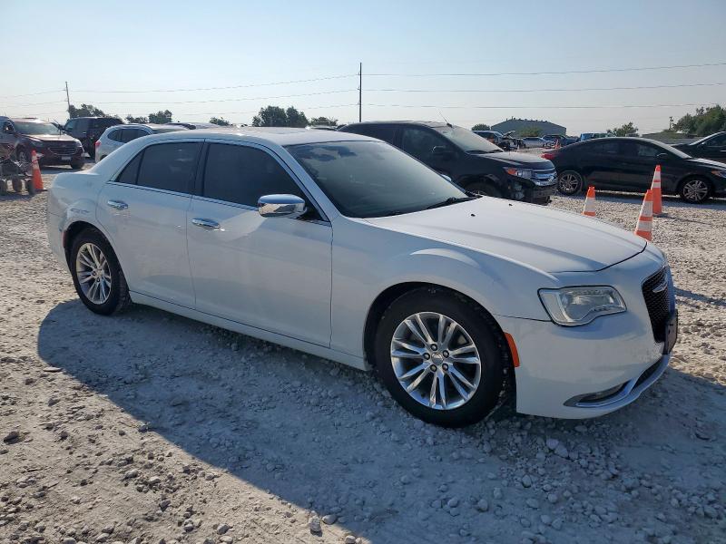 Photo 4 from auction – 2015 CHRYSLER 300C with VIN 2C3CCAEG5FH791845