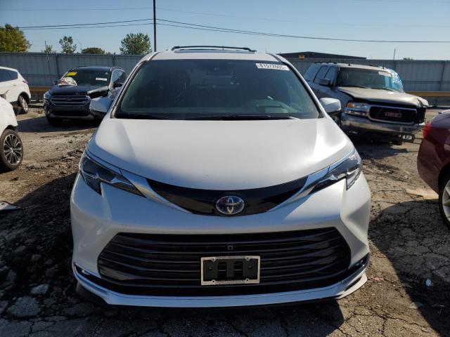 Photo 5 from auction – 2025 TOYOTA SIENNA LIM with VIN 5TDESKFCXSS160352