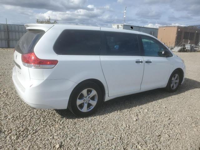 Photo 3 from auction – 2011 TOYOTA SIENNA with VIN 5TDZK3DC6BS040431