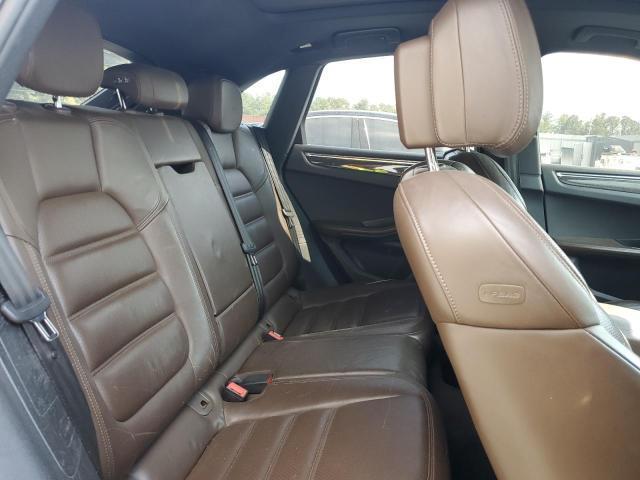 Photo 11 from auction – 2015 PORSCHE MACAN S with VIN WP1AB2A52FLB66255
