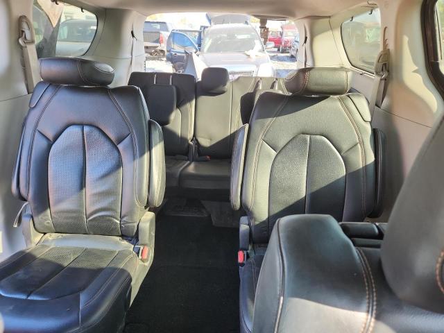 Photo 10 from auction – 2018 CHRYSLER PACIFICA T with VIN 2C4RC1EG2JR156994