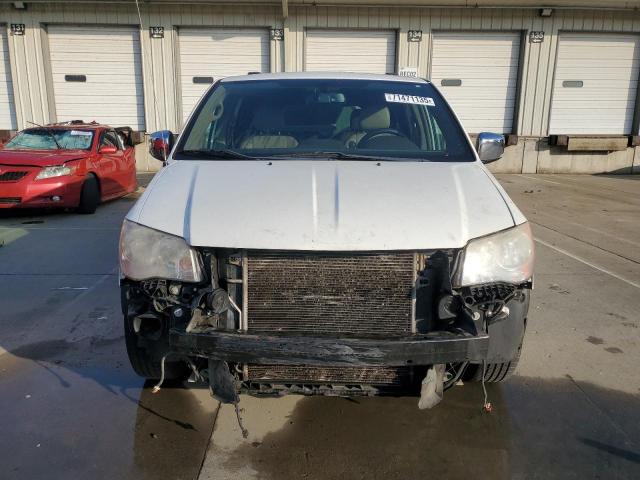 Photo 5 from auction – 2011 CHRYSLER TOWN & COU with VIN 2A4RR8DG2BR611024