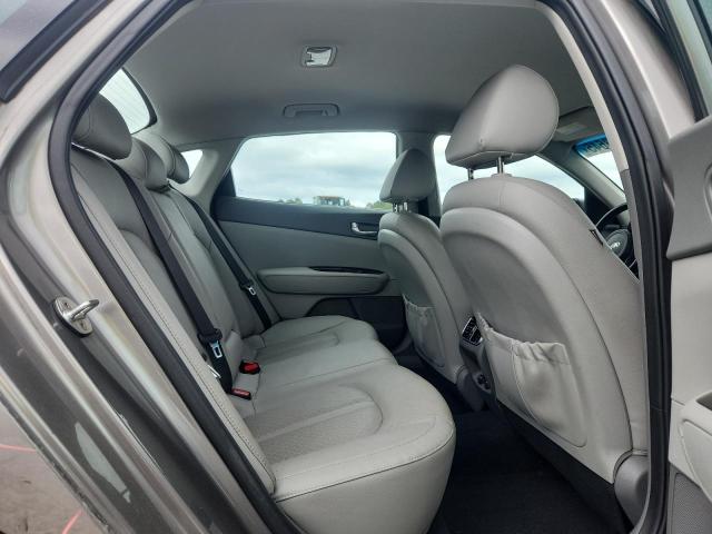 Photo 10 from auction – 2016 KIA OPTIMA EX with VIN 5XXGU4L32GG119340