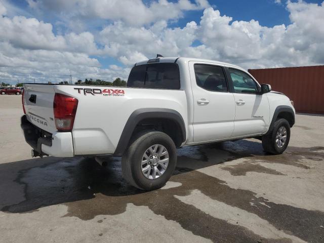 Photo 3 from auction – 2017 TOYOTA TACOMA DOU with VIN 3TMCZ5AN3HM073284