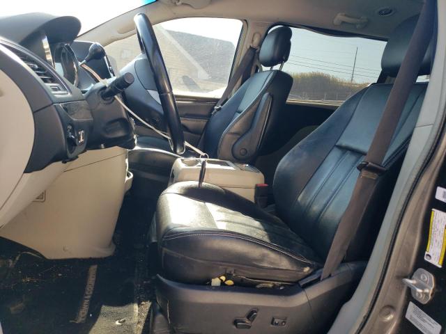 Photo 7 from auction – 2016 CHRYSLER TOWN & COU with VIN 2C4RC1BG6GR212965