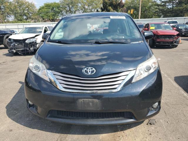 Photo 5 from auction – 2015 TOYOTA SIENNA XLE with VIN 5TDYK3DC8FS569932