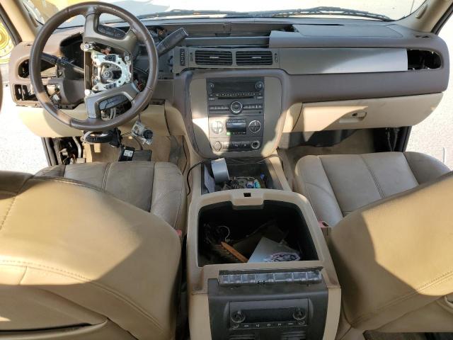 Photo 8 from auction – 2011 CHEVROLET AVALANCHE LT with VIN 3GNTKFE30BG108816