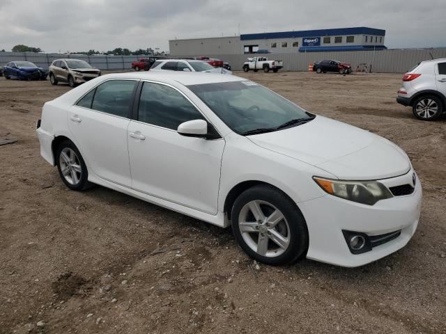 Photo 4 from auction – 2014 TOYOTA CAMRY L with VIN 4T1BF1FK0EU752069