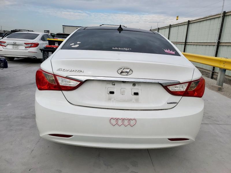 Photo 6 from auction – 2012 HYUNDAI SONATA SE with VIN 5NPEC4AC1CH460823