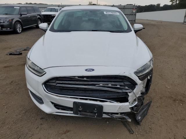 Photo 5 from auction – 2016 FORD FUSION S with VIN 3FA6P0G71GR312062