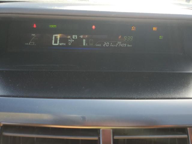 Photo 9 from auction – 2012 TOYOTA PRIUS V with VIN JTDZN3EU4C3129772