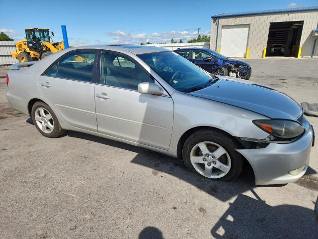 Photo 4 from auction – 2003 TOYOTA CAMRY LE with VIN 4T1BE32K33U742489
