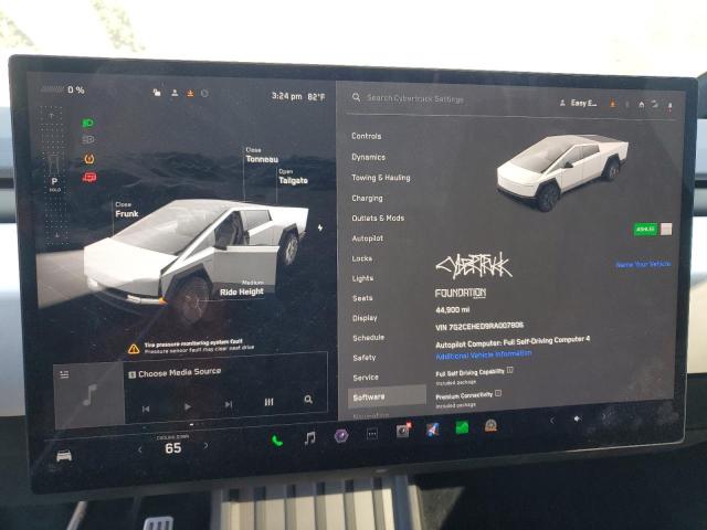 Photo 9 from auction – 2024 TESLA CYBERTRUCK with VIN 7G2CEHED9RA007806