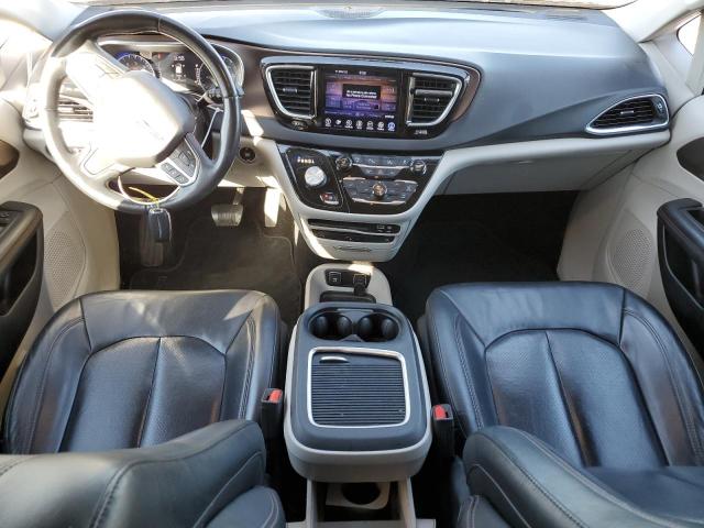 Photo 8 from auction – 2017 CHRYSLER PACIFICA T with VIN 2C4RC1EGXHR570230