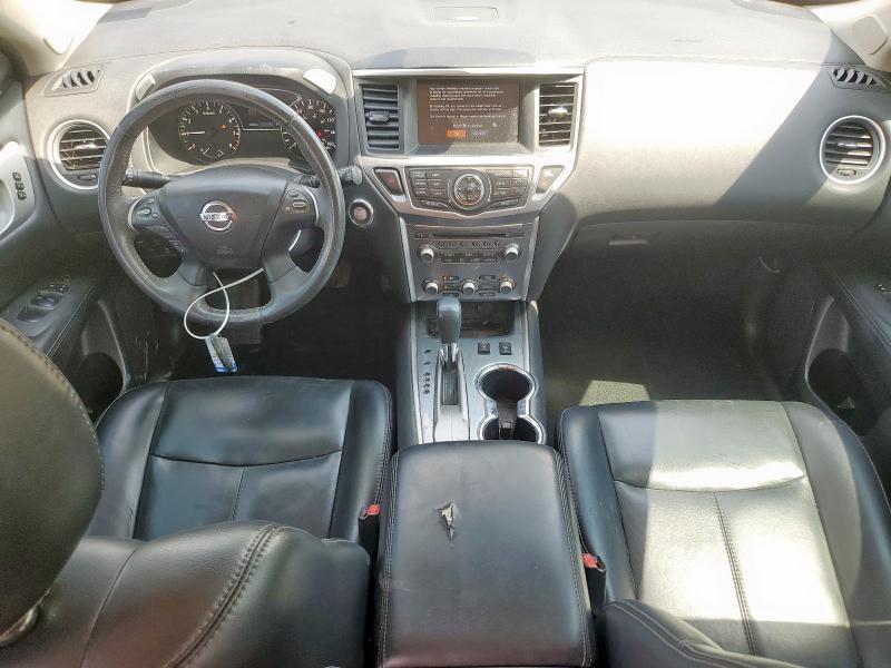 Photo 8 from auction – 2017 NISSAN PATHFINDER with VIN 5N1DR2MN8HC671740