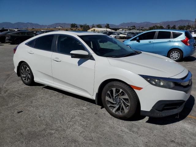 Foto 4 de la subasta – 2016 HONDA CIVIC EX con VIN 2HGFC2F70GH564451