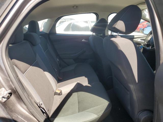 Zdjęcie 10 z aukcji – 2014 FORD FOCUS SE z VIN 1FADP3K28EL111677
