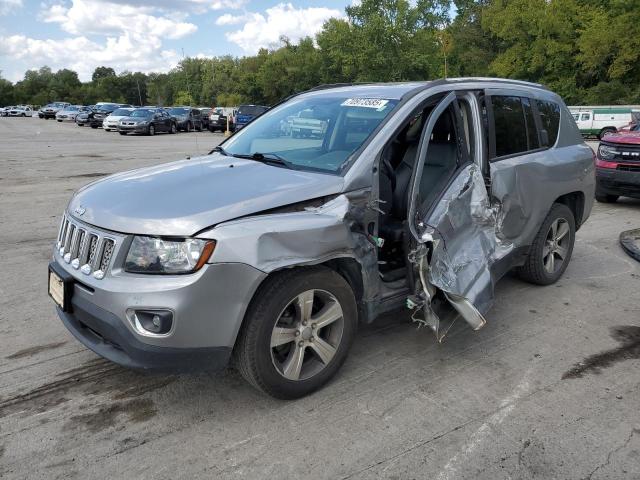 JEEP COMPASS LATITUDE 2017 with VIN 1C4NJDEB2HD168148 - Photo from auction