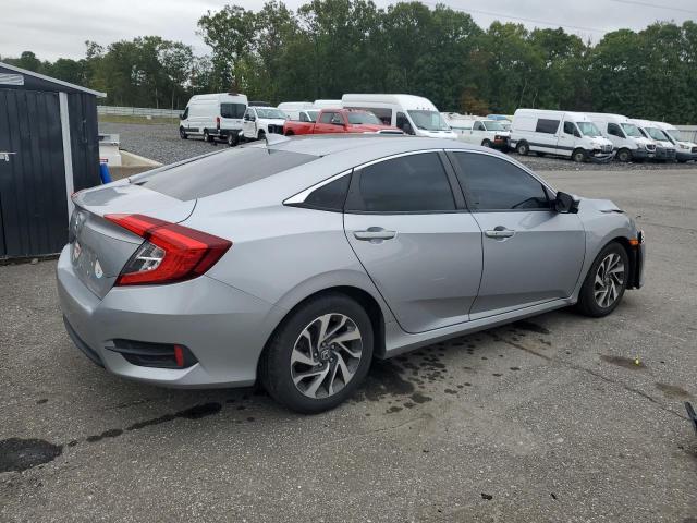 Photo 3 from auction – 2018 HONDA CIVIC EX with VIN 2HGFC2F73JH538790
