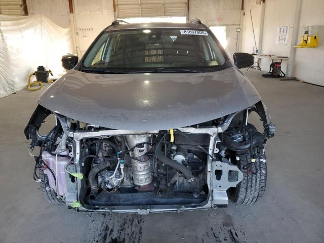 Photo 5 from auction – 2018 TOYOTA RAV4 LE with VIN JTMZFREV2JJ212540