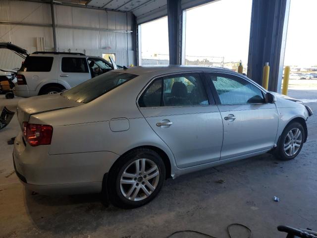 Photo 3 from auction – 2007 VOLKSWAGEN JETTA with VIN 3VWEF71K47M200140