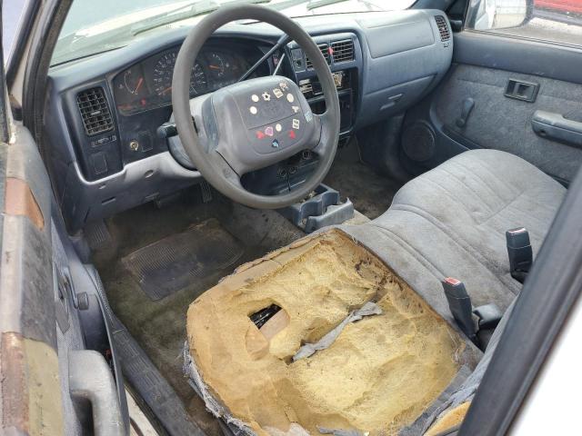 Photo 8 from auction – 2000 TOYOTA TACOMA with VIN 4TANL42N4YZ587643