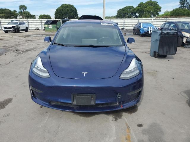 Photo 5 from auction – 2018 TESLA MODEL 3 with VIN 5YJ3E1EAXJF154322