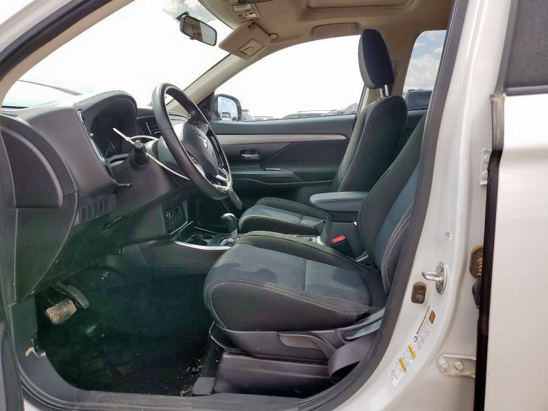 Photo 7 from auction – 2017 MITSUBISHI OUTLANDER with VIN JA4AZ3A37HZ059679