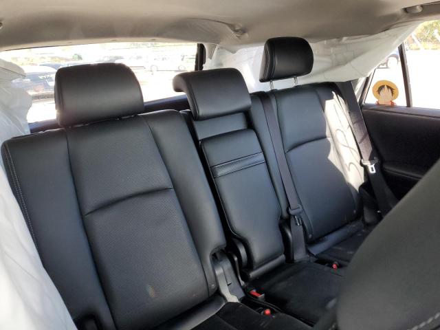 Photo 11 from auction – 2018 TOYOTA 4RUNNER SR with VIN JTEBU5JR6J5609133