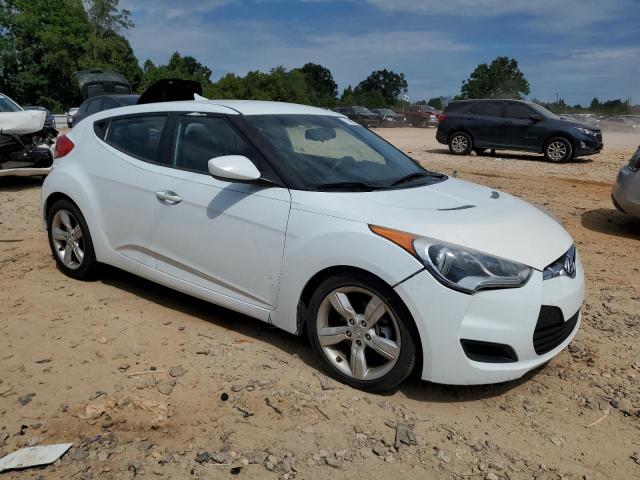 Photo 4 from auction – 2013 HYUNDAI VELOSTER with VIN KMHTC6AD5DU149023