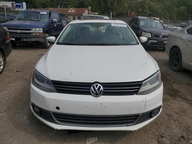 Photo 5 from auction – 2011 VOLKSWAGEN JETTA SEL with VIN 3VWLZ7AJ2BM375792