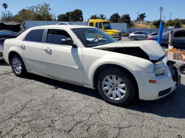 Photo 4 from auction – 2008 CHRYSLER 300 LX with VIN 2C3KA43R28H230478