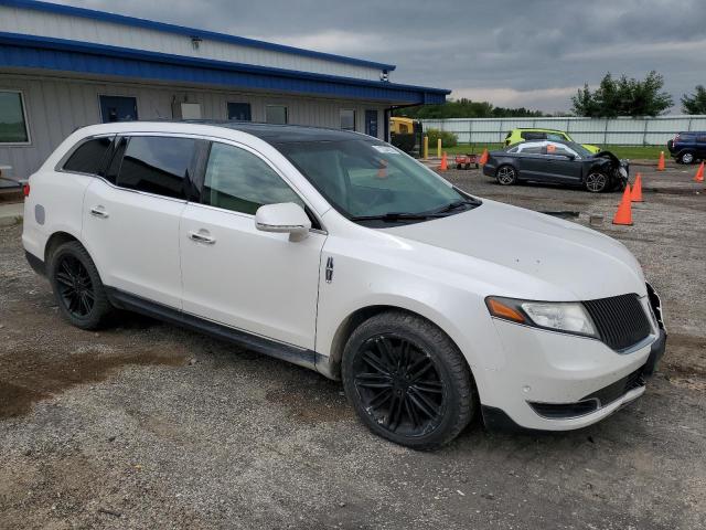 Photo 4 from auction – 2014 LINCOLN MKT with VIN 2LMHJ5AT5EBL50767