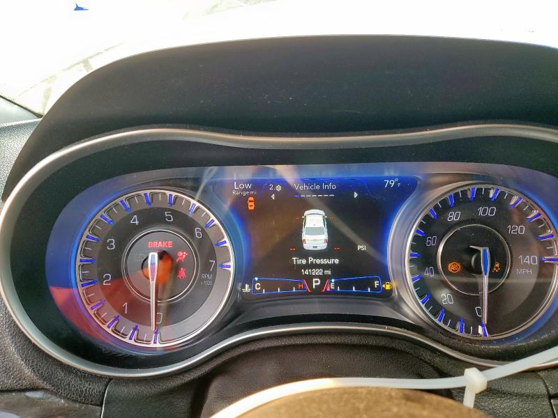 Photo 9 from auction – 2016 CHRYSLER 300 LIMITE with VIN 2C3CCAAG3GH321093