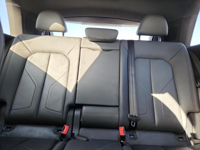 Photo 10 from auction – 2020 AUDI Q3 PREMIUM with VIN WA1AECF35L1084995