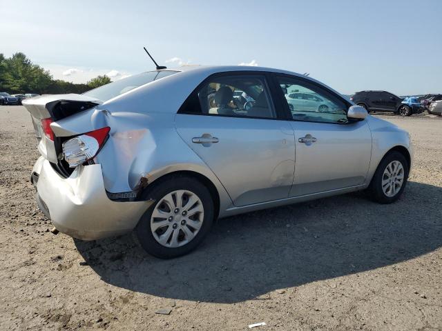 Photo 3 from auction – 2010 KIA FORTE LX with VIN KNAFT4A23A5807932