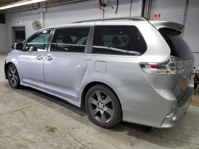 Photo 2 from auction – 2015 TOYOTA SIENNA SPO with VIN 5TDXK3DC2FS631899