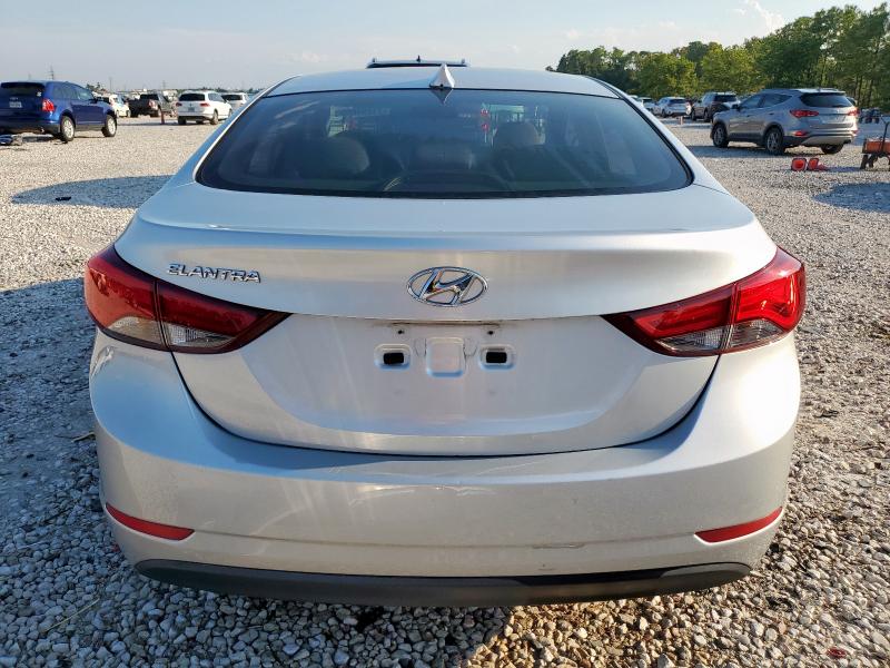 Photo 6 from auction – 2016 HYUNDAI ELANTRA SE with VIN 5NPDH4AE5GH792168