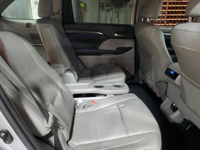 Photo 11 from auction – 2015 TOYOTA HIGHLANDER LIMITED with VIN 5TDDKRFH4FS092202