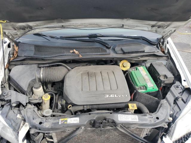 Photo 12 from auction – 2014 CHRYSLER TOWN & COU with VIN 2C4RC1BG4ER216476