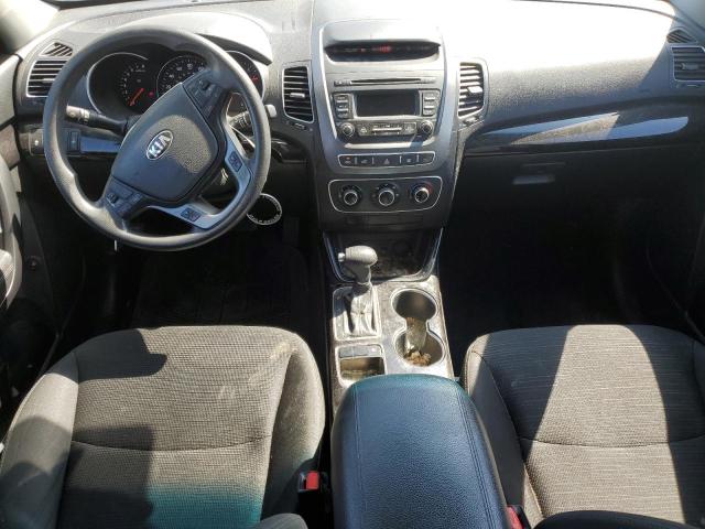 Photo 8 from auction – 2015 KIA SORENTO LX with VIN 5XYKT3A62FG572808