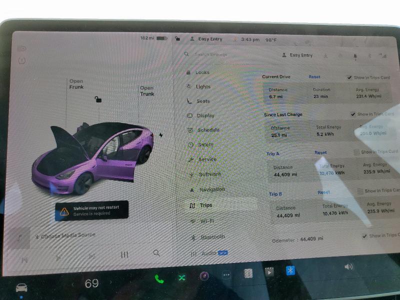 Photo 9 from auction – 2021 TESLA MODEL 3 with VIN 5YJ3E1EA2MF871074