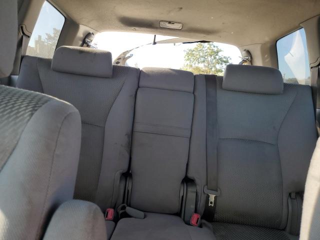 Photo 10 from auction – 2005 TOYOTA HIGHLANDER with VIN JTEDP21A950059857