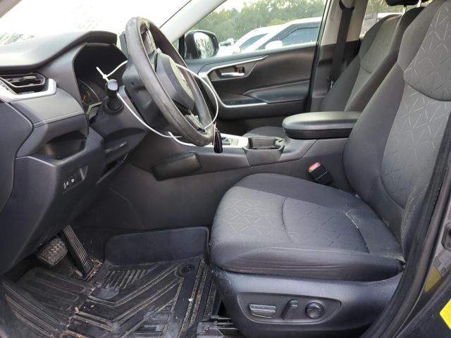 Photo 7 from auction – 2020 TOYOTA RAV4 XLE with VIN 2T3W1RFVXLC063820