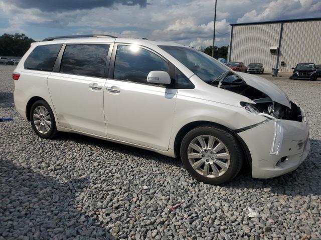 Photo 4 from auction – 2016 TOYOTA SIENNA XLE with VIN 5TDYK3DC9GS736431