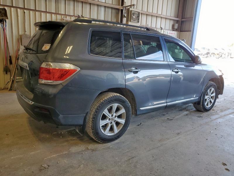 Photo 3 from auction – 2011 TOYOTA HIGHLANDER with VIN 5TDZK3EH2BS035544