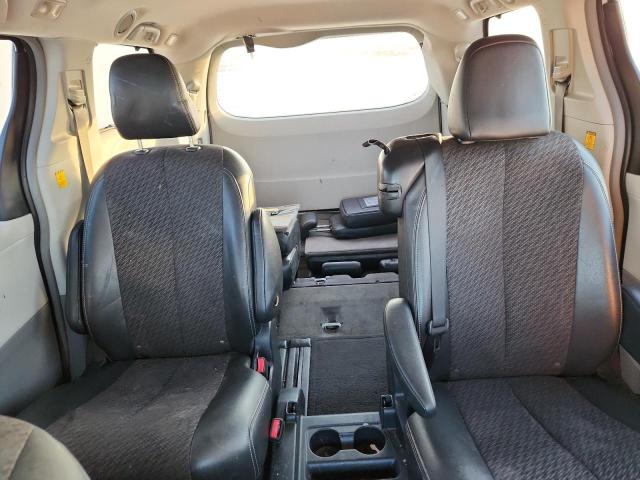 Photo 10 from auction – 2011 TOYOTA SIENNA SPO with VIN 5TDXK3DC6BS131755